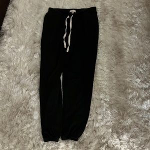 black sweatpants